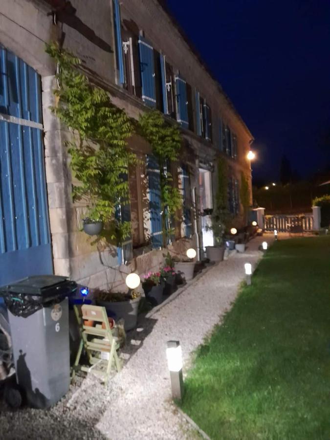 La Charentaise Des Lilas Saint-Léger 외부 사진